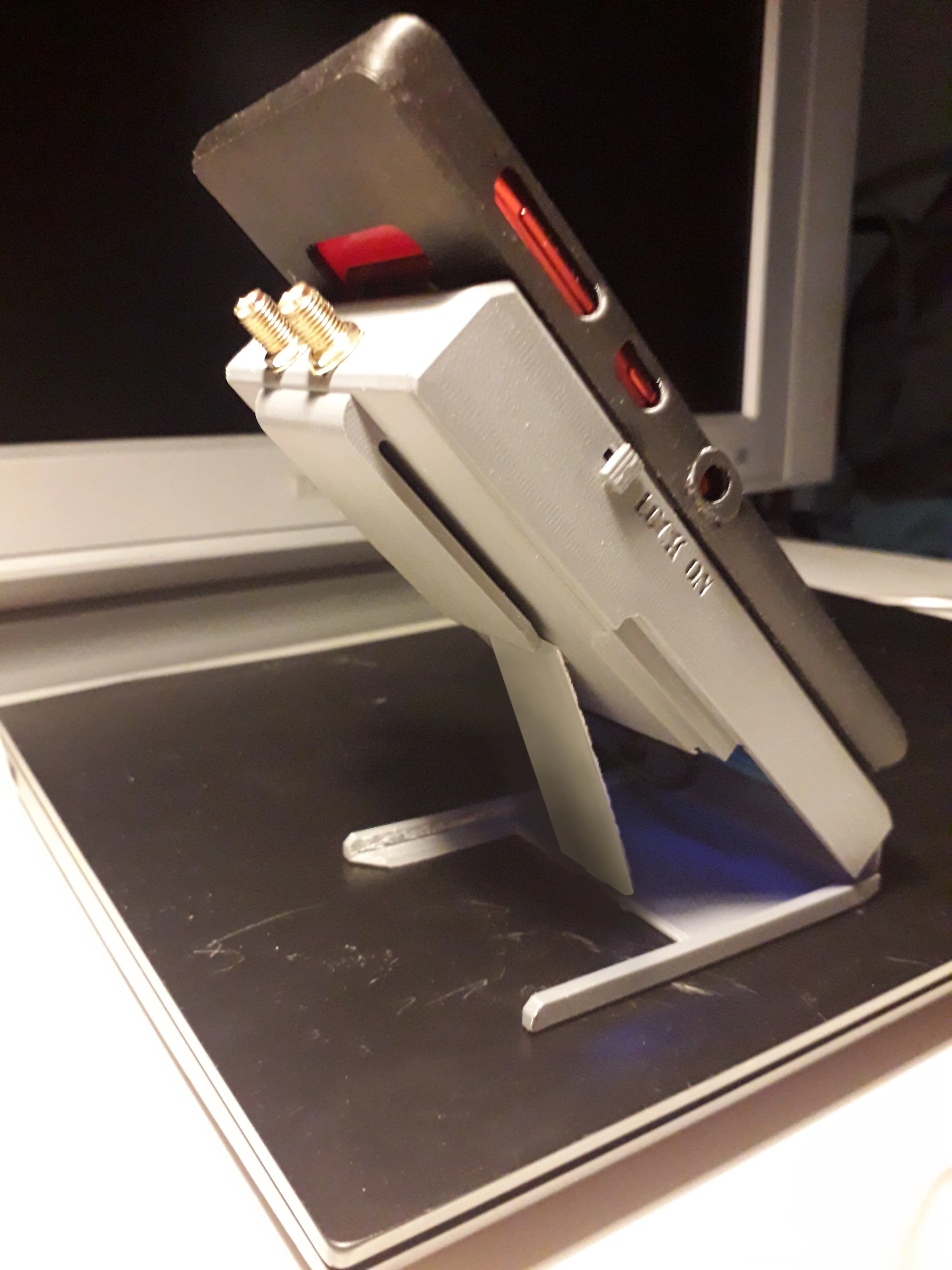 Inside Back Unantennat